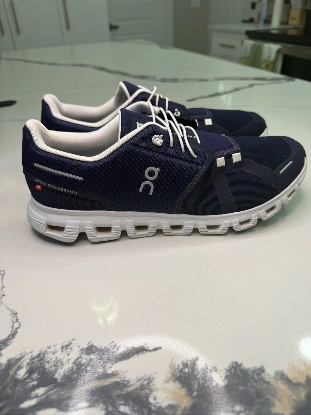 On Running Cloud 6 Midnight White Navy Blue Men's Size 10 Sneaker 3MF10070692